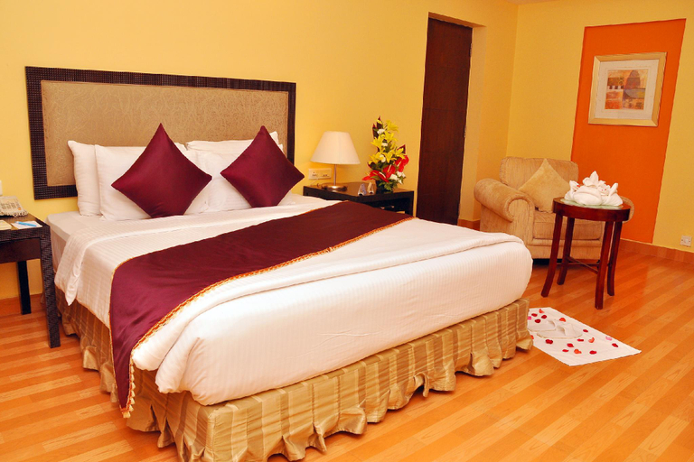 Bedroom 2, Gokulam Park Sabari OMR Hotel, Kancheepuram