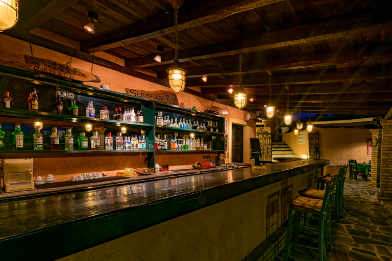 Food & Drinks, Villa Yannis Hotel Apartments & Suites, Ionian Islands