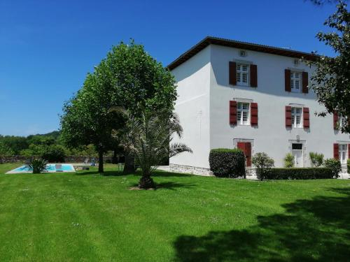 Maison Luroa , "l'ame Basque au cœur Ocean et Montagne", Pyrénées-Atlantiques