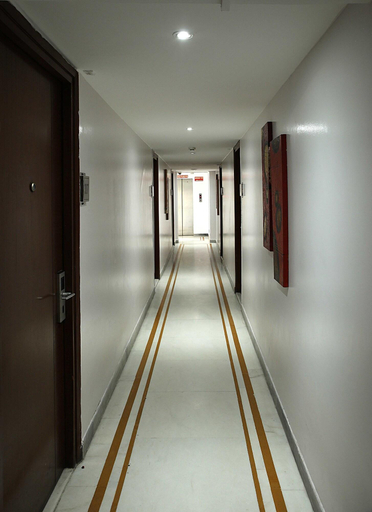 Public Area 2, Ahuja Residency Golf Links, Delhi