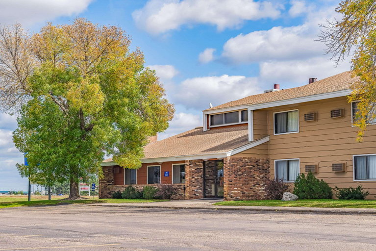 Exterior & Views 2, Rodeway Inn St Joseph, Stearns