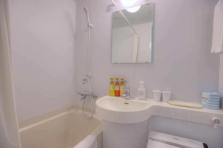 Bathroom 4, Hotel MyStays Higashi Ikebukuro, Toshima