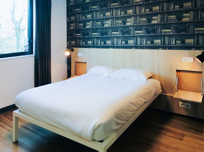 Bedroom 3, Generator Paris, Paris