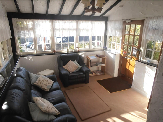 Public Area 4, Burleigh House, Torbay