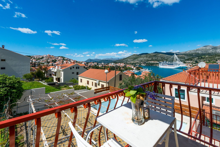 Public Area, Villa Valjalo, Dubrovnik