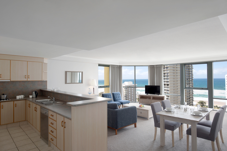 Dining Room 10