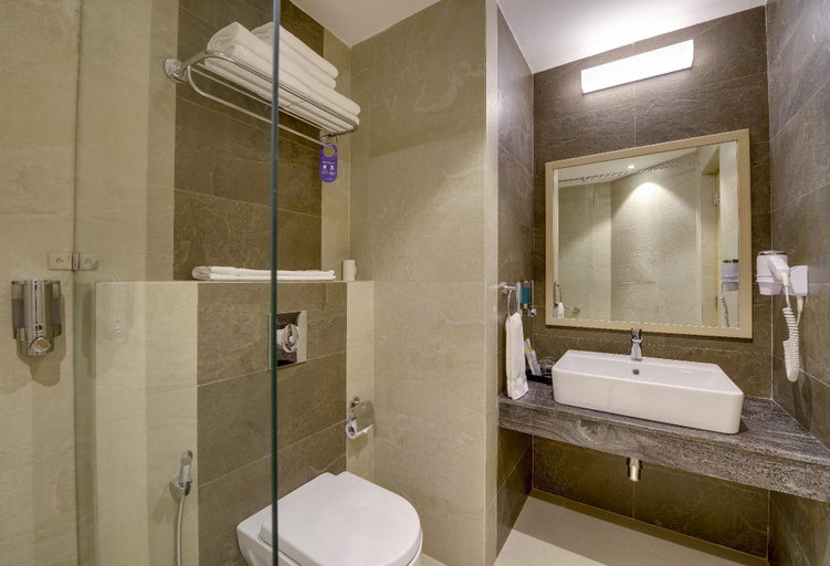 Bathroom 5, Sterling Manali, Kullu