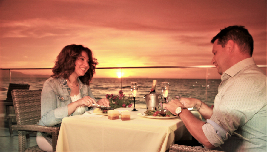 Food & Drinks 5, Dedalos Beach Hotel, Crete