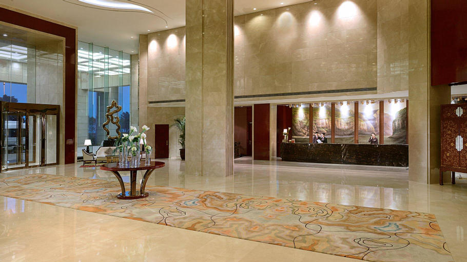 Crowne Plaza Zhenjiang, Zhenjiang