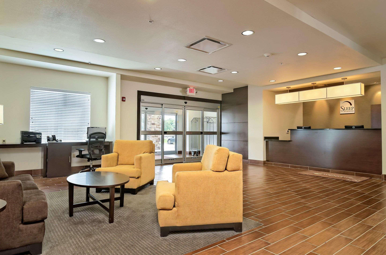 Public Area 2, Sleep Inn & Suites Fort Scott, Bourbon