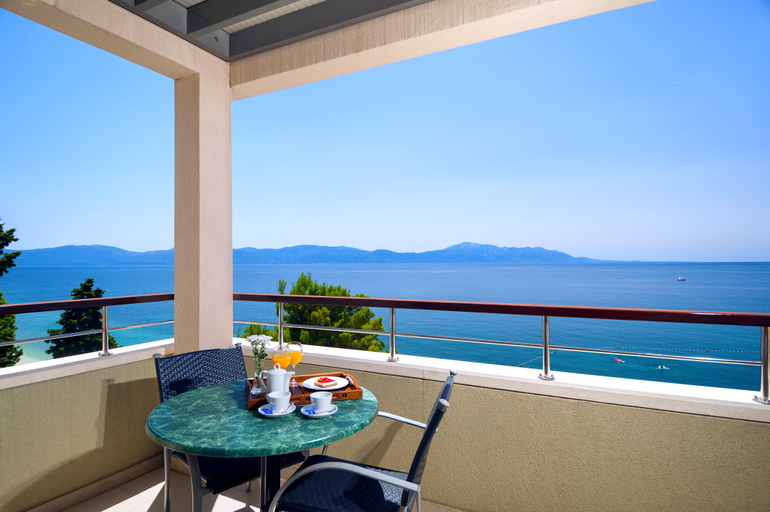 Public Area, Hotel Saudade, Gradac