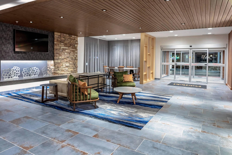 Public Area 2, Fairfield by Marriott Port Clinton Waterfront, Ottawa