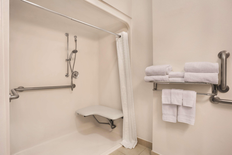 Bathroom 4, Country Inn & Suites by Radisson, Bowling Green, KY, Warren
