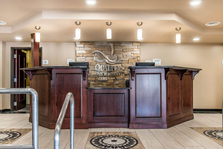 Public Area 2, Quality Inn & Suites Houghton, Lake Superior