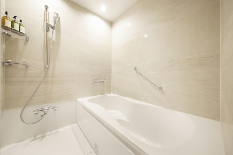 Bathroom 5, Centurion Hotel Ueno, Taitō