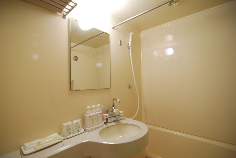 Bathroom 4, Hotel New Star Ikebukuro, Toshima