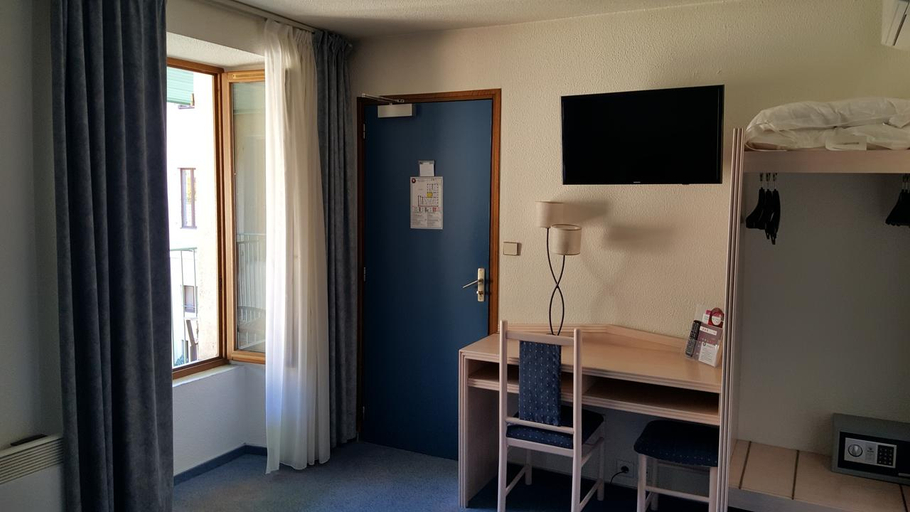 Bedroom 3, Hôtel de Genève Faverges, Haute-Savoie