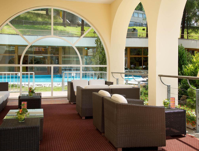 Public Area, Thermal Htls & Walliser Alpentherme Leukerbad, Leuk