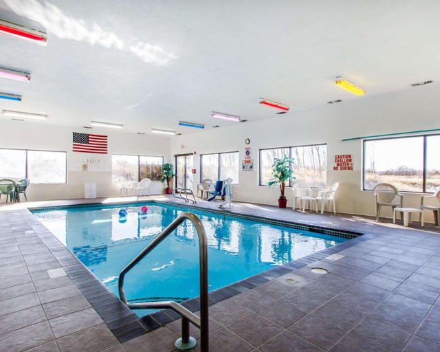 Sport & Beauty 3, Quality Inn & Suites Ottumwa Area, Wapello