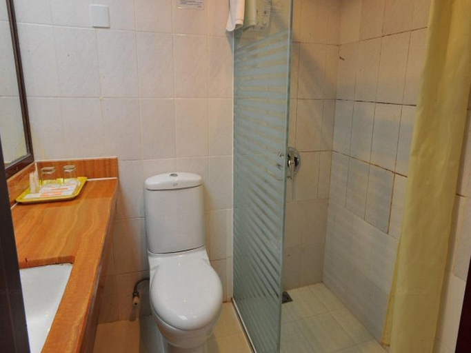 Bathroom 4, Jinjiang Inn Jiangyin Chenjiang Road, Wuxi