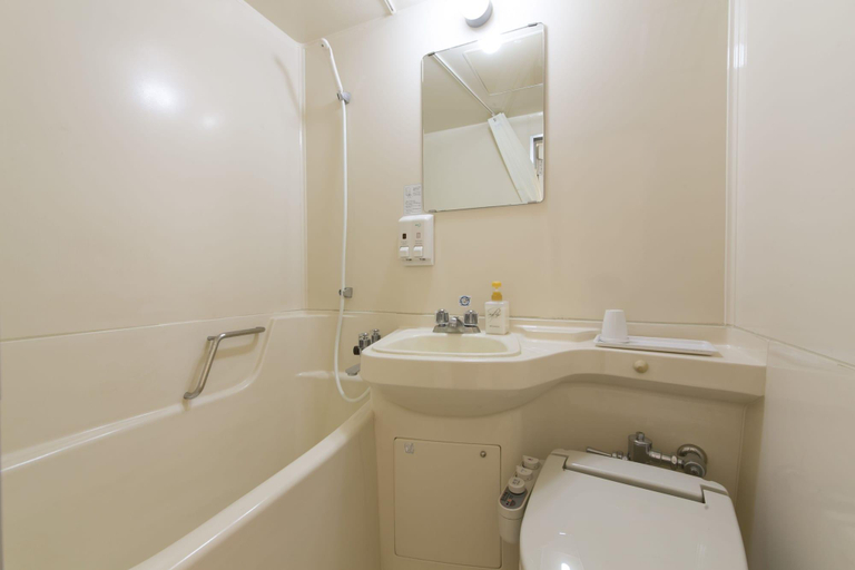 Bathroom 4, Hotel S Plus Hiroshima Peace Park, Hiroshima