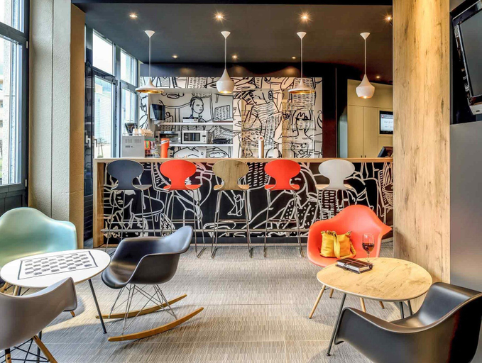 Public Area 3, ibis Luzern Kriens, Luzern