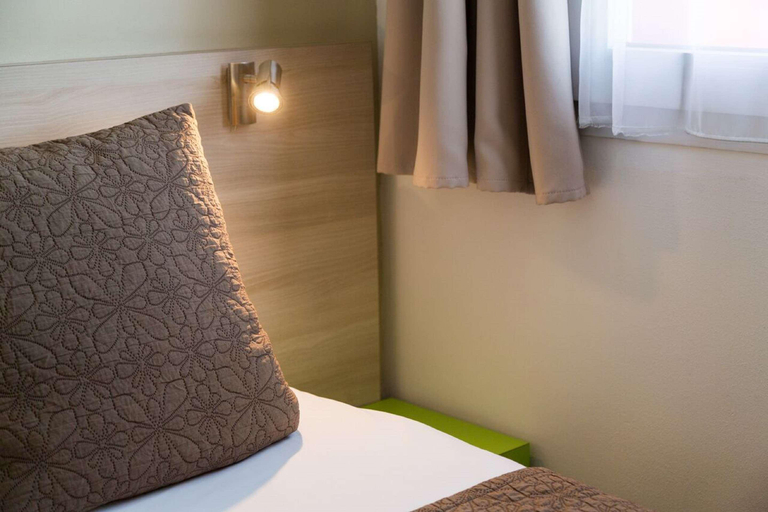Public Area 2, Sure Hotel by Best Western Nantes Saint-Herblain, Loire-Atlantique
