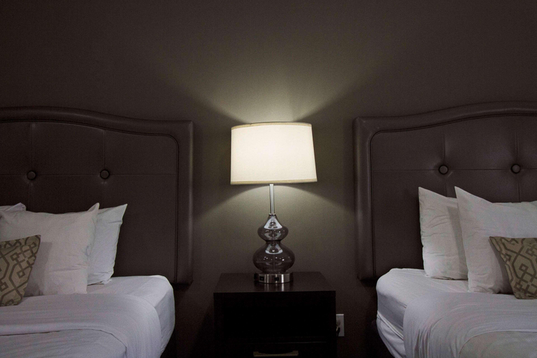 Bedroom 4, Best Western Swan Castle Inn, Cochrane