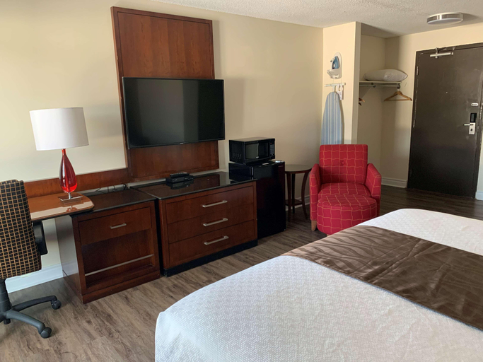 Public Area 3, SureStay Hotel by Best Western Kemptville, Leeds and Grenville