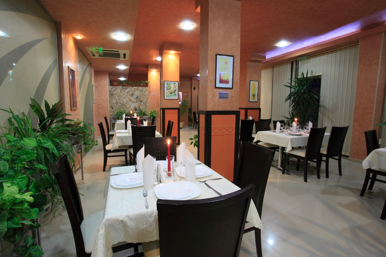 Food & Drinks, Rainbow 2 holiday complex, Nesebar
