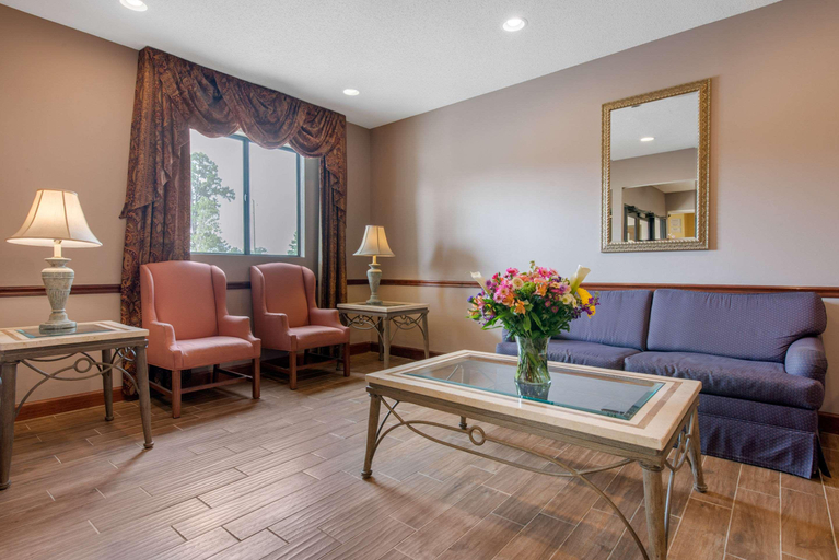 Public Area 3, Baymont by Wyndham Port Wentworth, Chatham