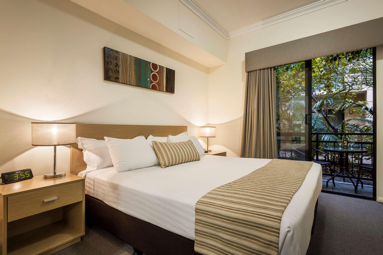 Bedroom 3, Best Western Northbridge Apartments, Perth
