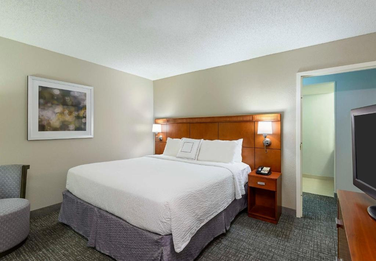 Bedroom 4, Courtyard by Marriott Gainesville FL, Alachua