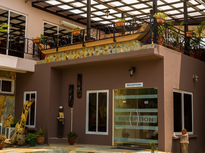 Public Area 2, Midindi Hotel, Accra