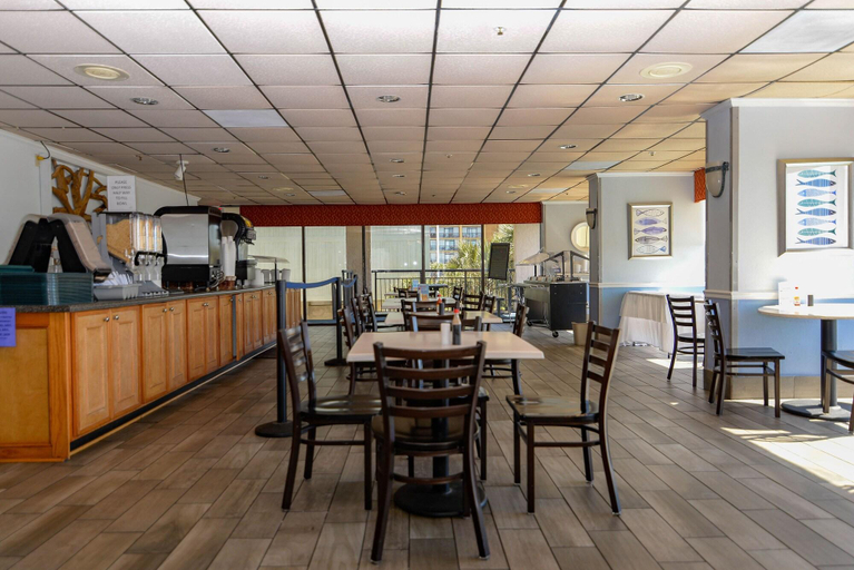 Food & Drinks 5, Monterey Bay Suites, Horry