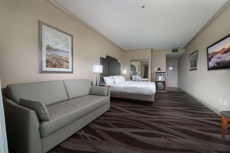 Exterior & Views 1, Prestige Harbourfront Resort, Columbia-Shuswap