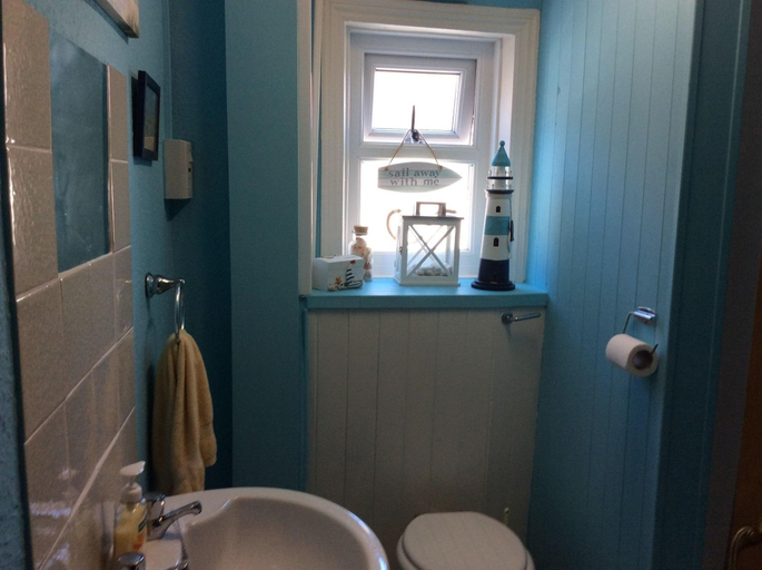 Bathroom 4, Brene Hotel, Blackpool