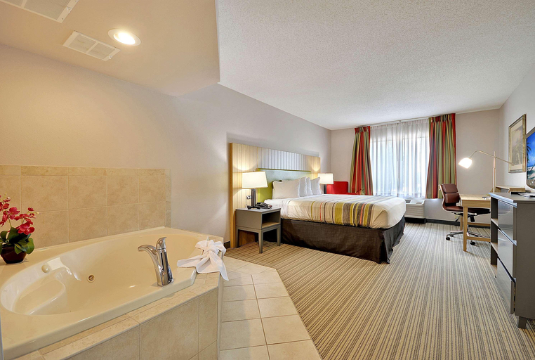 Bathroom 4, Country Inn & Suites by Radisson, Charleston North, Charleston