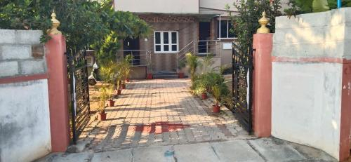JUNGLE WAY HOME STAY, Mandya