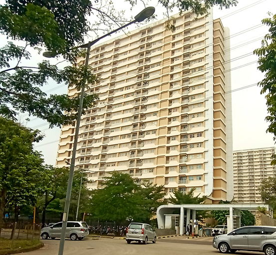 Exterior & Views 3, Quiet 3BR Trivium Terrace at corner, low level, pool and lake view, Cikarang
