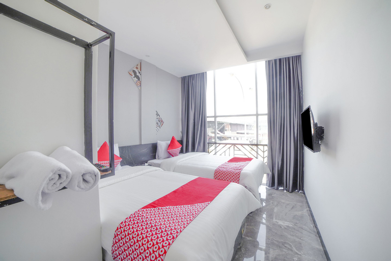 OYO 90447 Kardopa Hotel Megapark, Medan