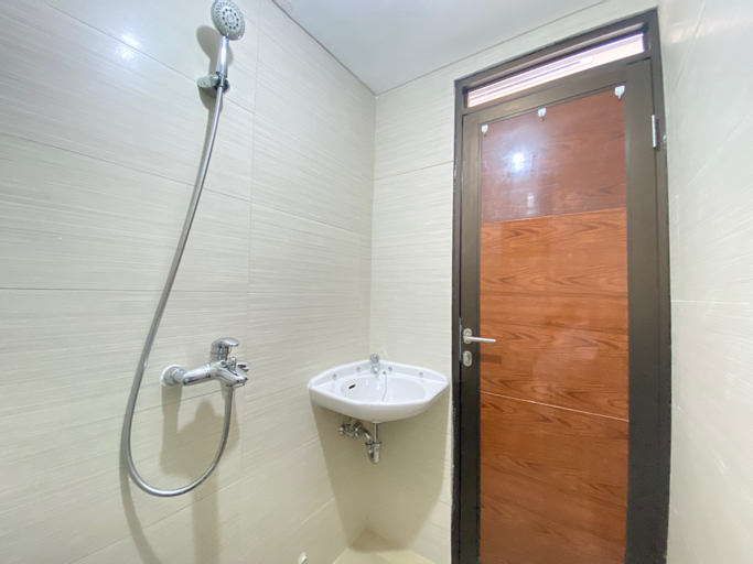 Bedroom 2, Sunnyside Studio Room at Apartment Gateway Pasteur near Exit Toll Pasteur By Travelio, Bandung