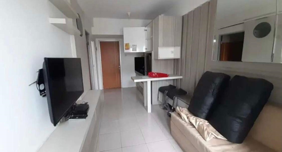 Dining Room 4, Apartemen Puncak Permai tower B, Surabaya