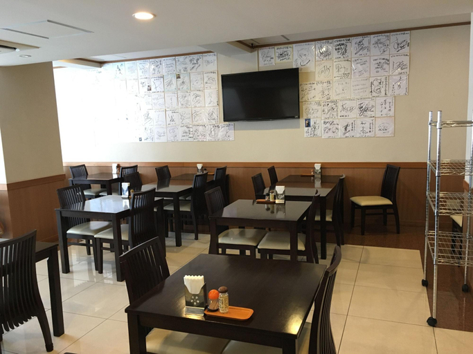 Food & Drinks 5, Hotel Peace Island Miyakojima, Miyakojima