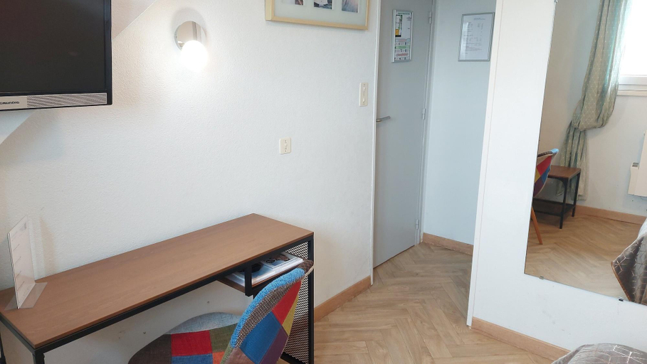 Public Area 3, Logis Hôtel Vannes Nord Le Clos des Hortensias, Morbihan