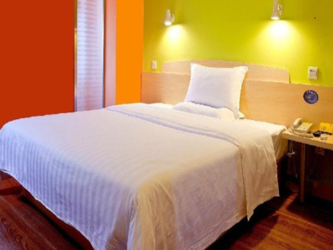 Bedroom 3, 7 Days Inn (Wuzhou Jinhui Bus Station), Wuzhou