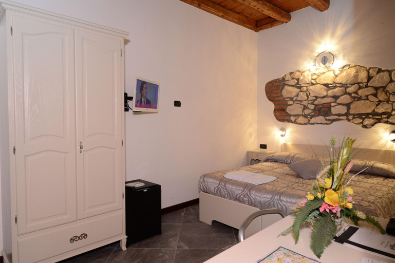 Bedroom 4, CQ Rooms Verona, Verona