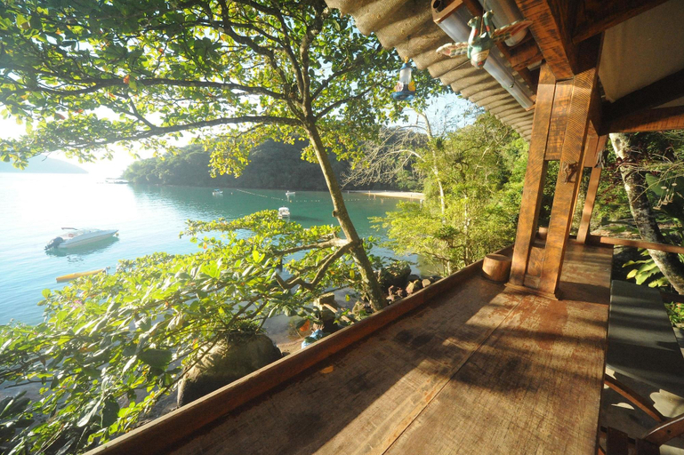 Public Area, Asalem, Angra dos Reis