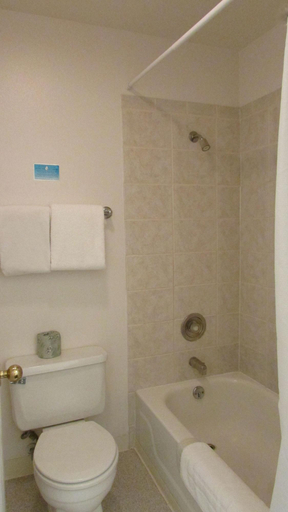 Bathroom 4, Puffin Inn, Anchorage