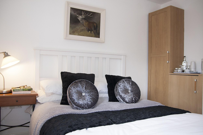 Bedroom 2, The Dukes, Central Bedfordshire